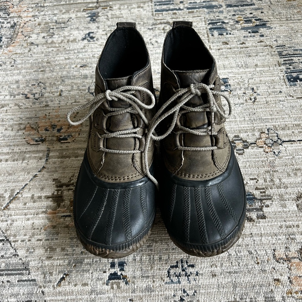 Sorel out n about boots
